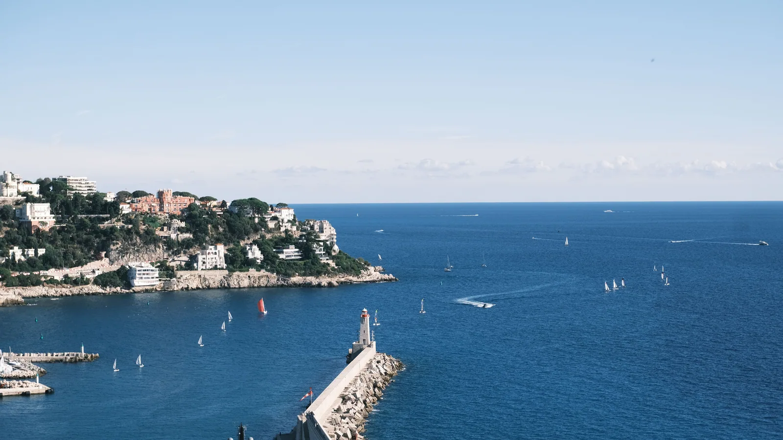 Voilier en mer pour illustrer croisière Côte d’Azur voilier