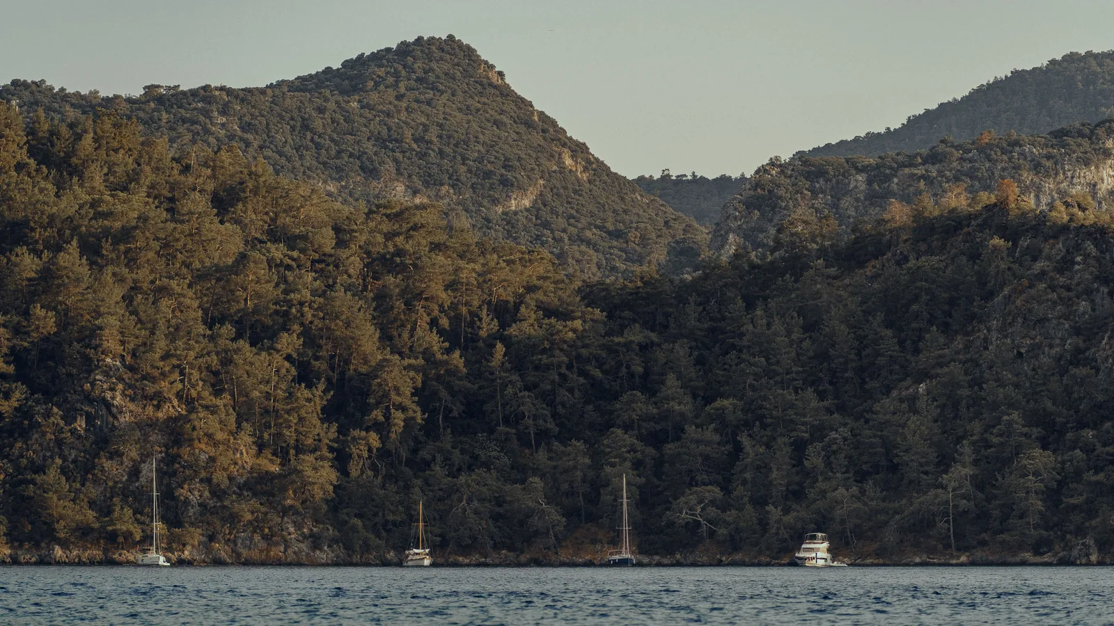 Voilier en mer pour illustrer croisière goélette Turquie