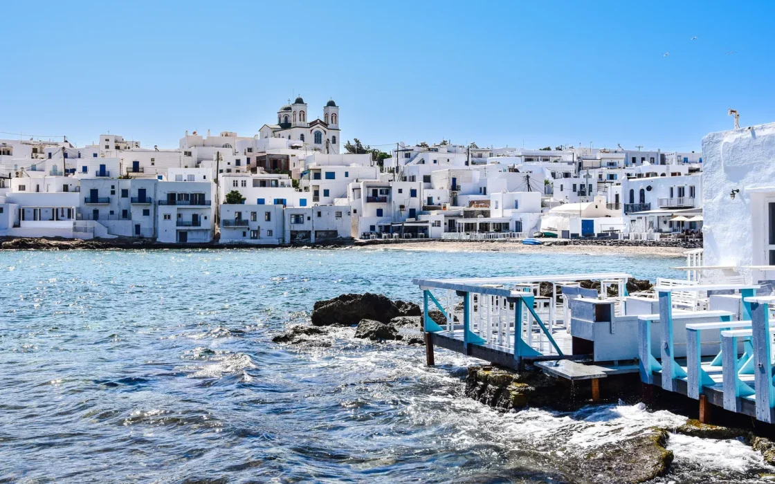 Voilier en mer pour illustrer Cyclades ou îles Ioniennes croisière